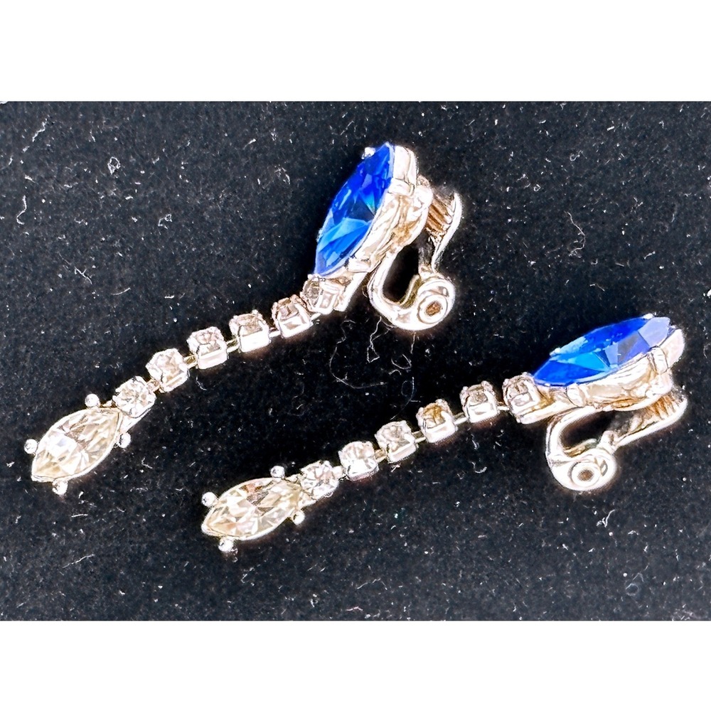 VINTAGE Yves Saint Laurent‎ YSL Vintage Blue Clear Crystal Drop Clip On Earrings